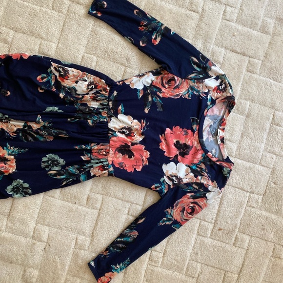 JessaKae Floral Maxi Dress - Picture 2 of 3